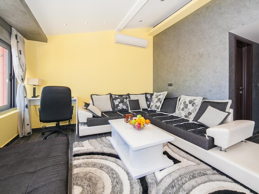 Apartments Princess View Sveti Stefan Bagian luar foto